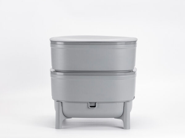 Wurmbox grau aus mit zwei Ebenen Wurmbox grau aus Recycling Kunststoff mit zwei Ebenen